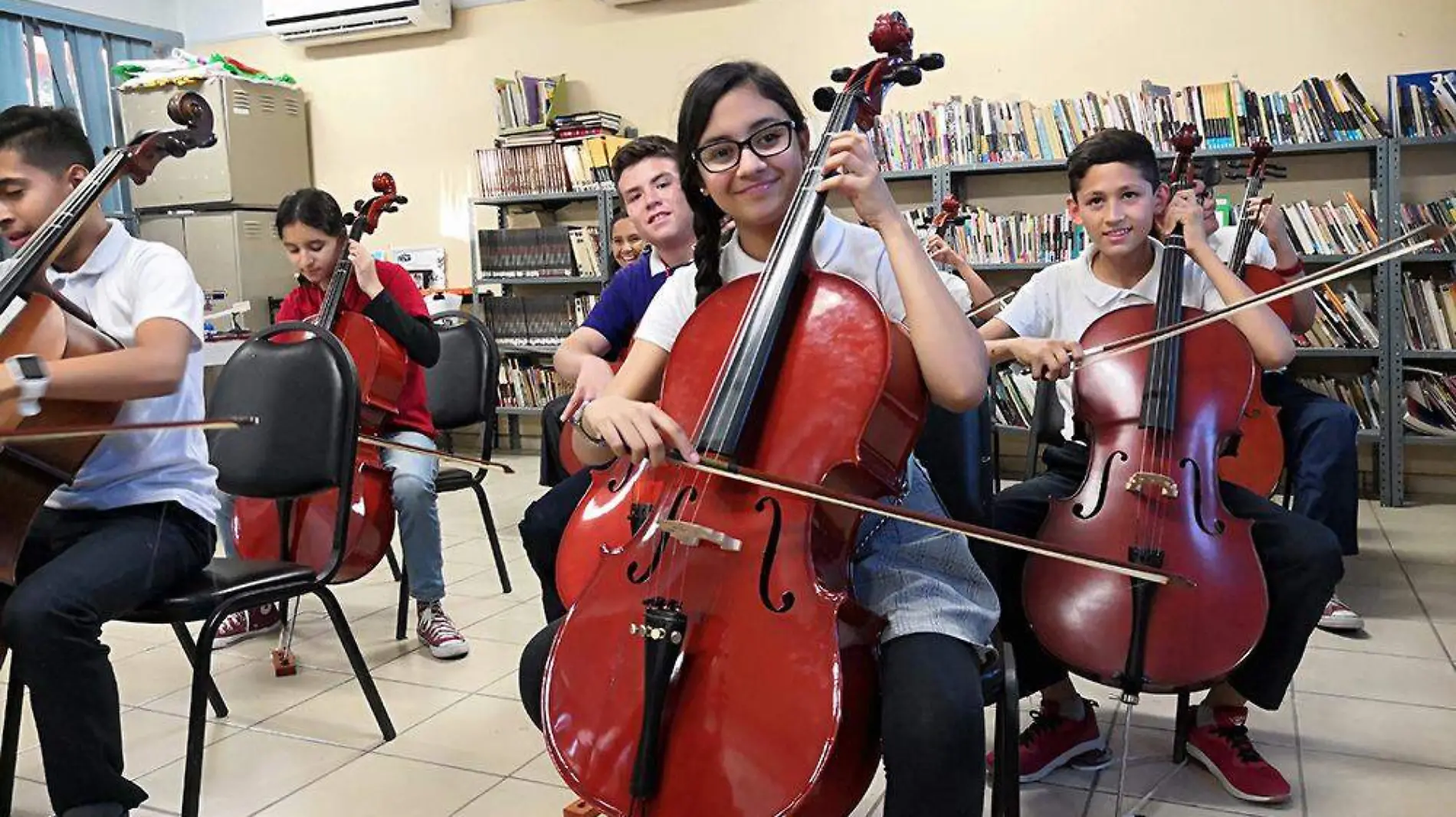 Orquesta de chelos 1